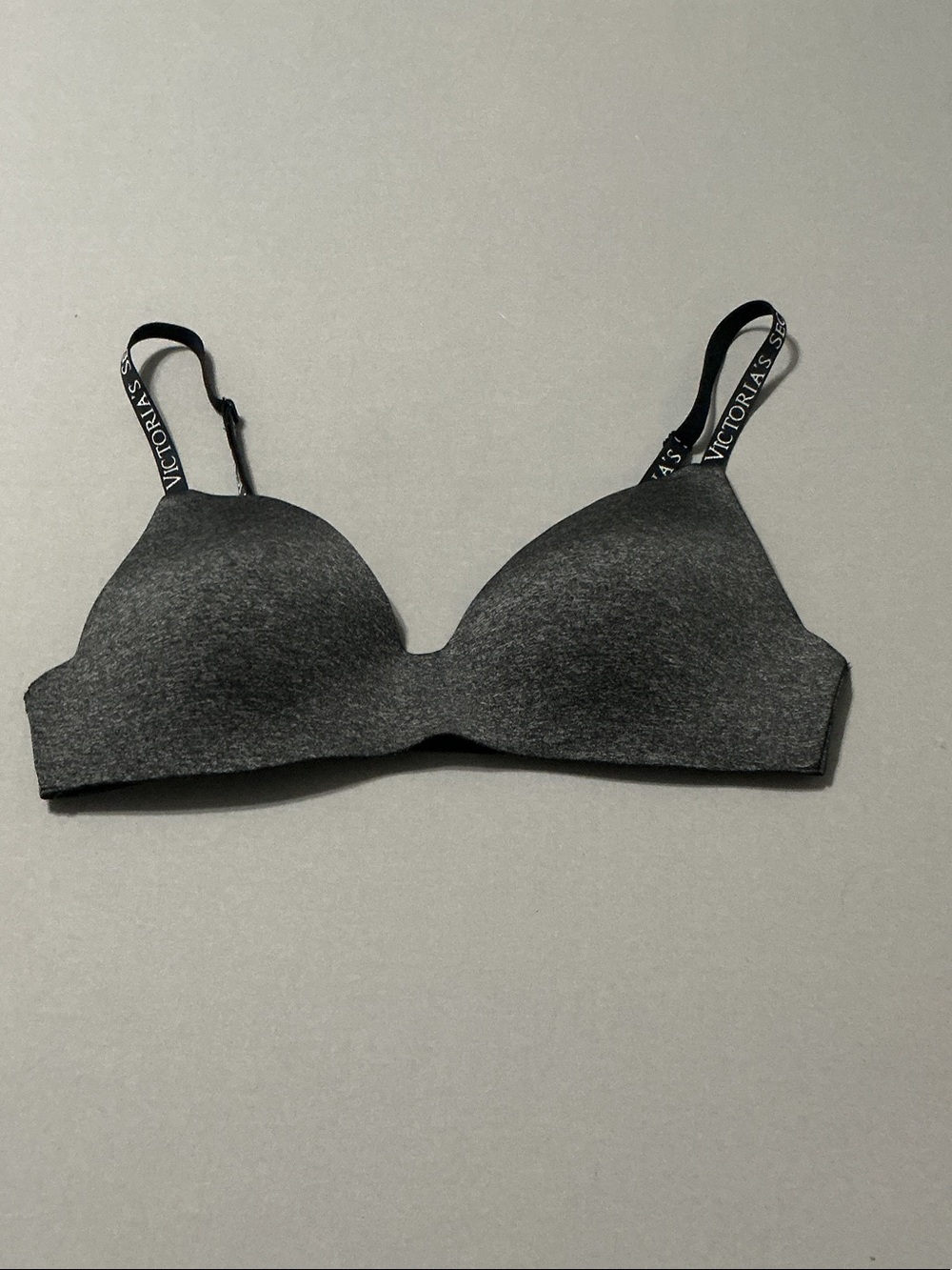 Victoria's Secret Charcoal Gray Seamless Lightly Lined Wireless T-shirt Bra 36C